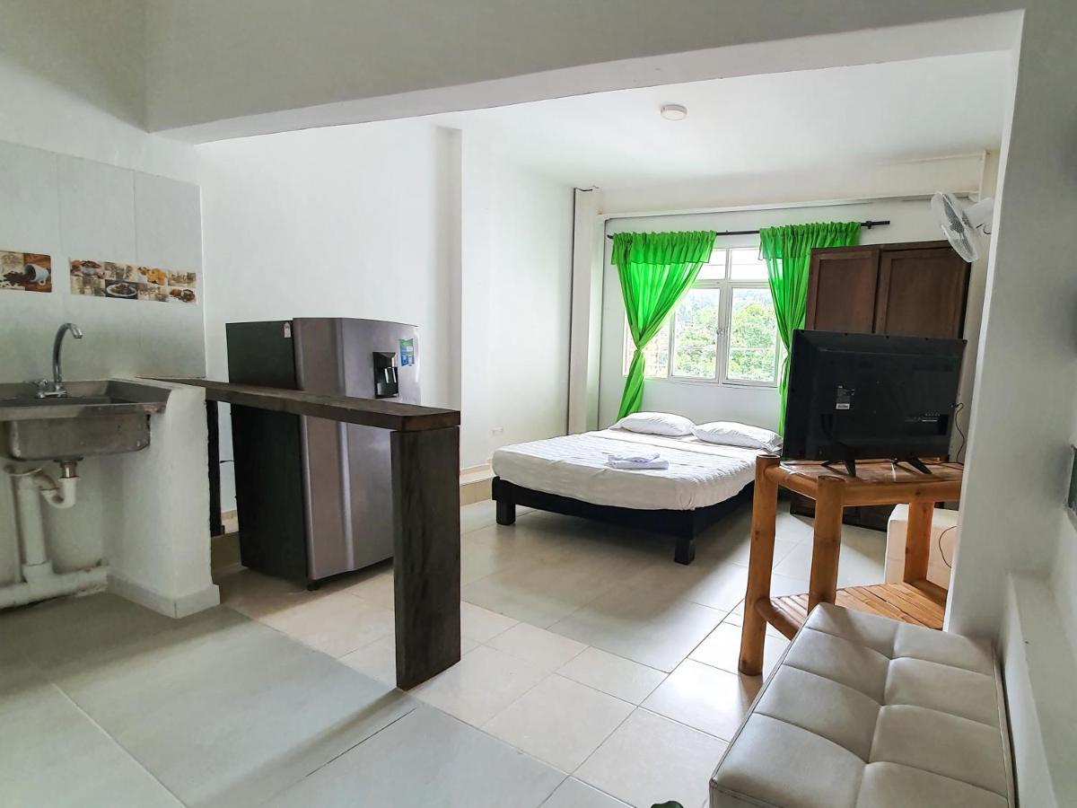 Hostal La Mercedes Street كالي المظهر الخارجي الصورة