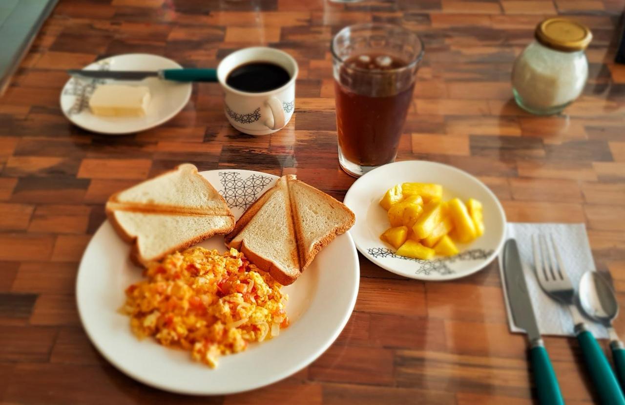 Hostal La Mercedes Street كالي المظهر الخارجي الصورة