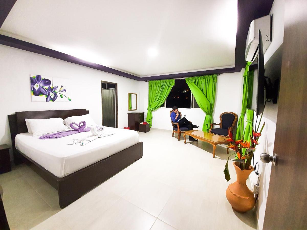 Hostal La Mercedes Street كالي المظهر الخارجي الصورة