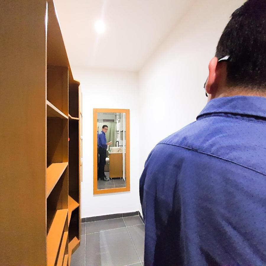 Hostal La Mercedes Street كالي المظهر الخارجي الصورة